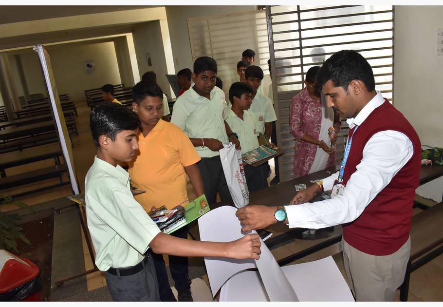 BIS Poster Making Competition