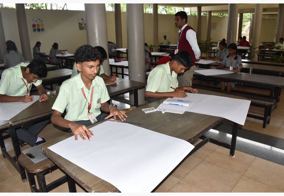 BIS Poster Making Competition