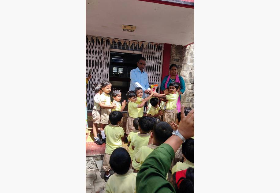 KG Student Visit to Post Office